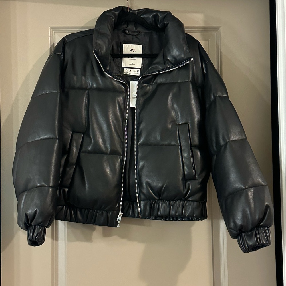 Abercrombie & Fitch Black Puffer Jacket